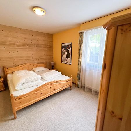 Bel Appartement 3 Pieces Au Pied Des Pistes De Ski ครองส์มอนตานา ภายนอก รูปภาพ