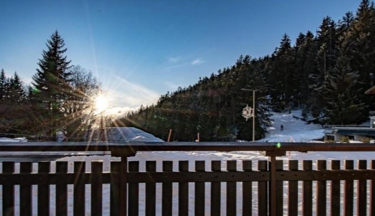 Bel Appartement 3 Pieces Au Pied Des Pistes De Ski ครองส์มอนตานา ภายนอก รูปภาพ